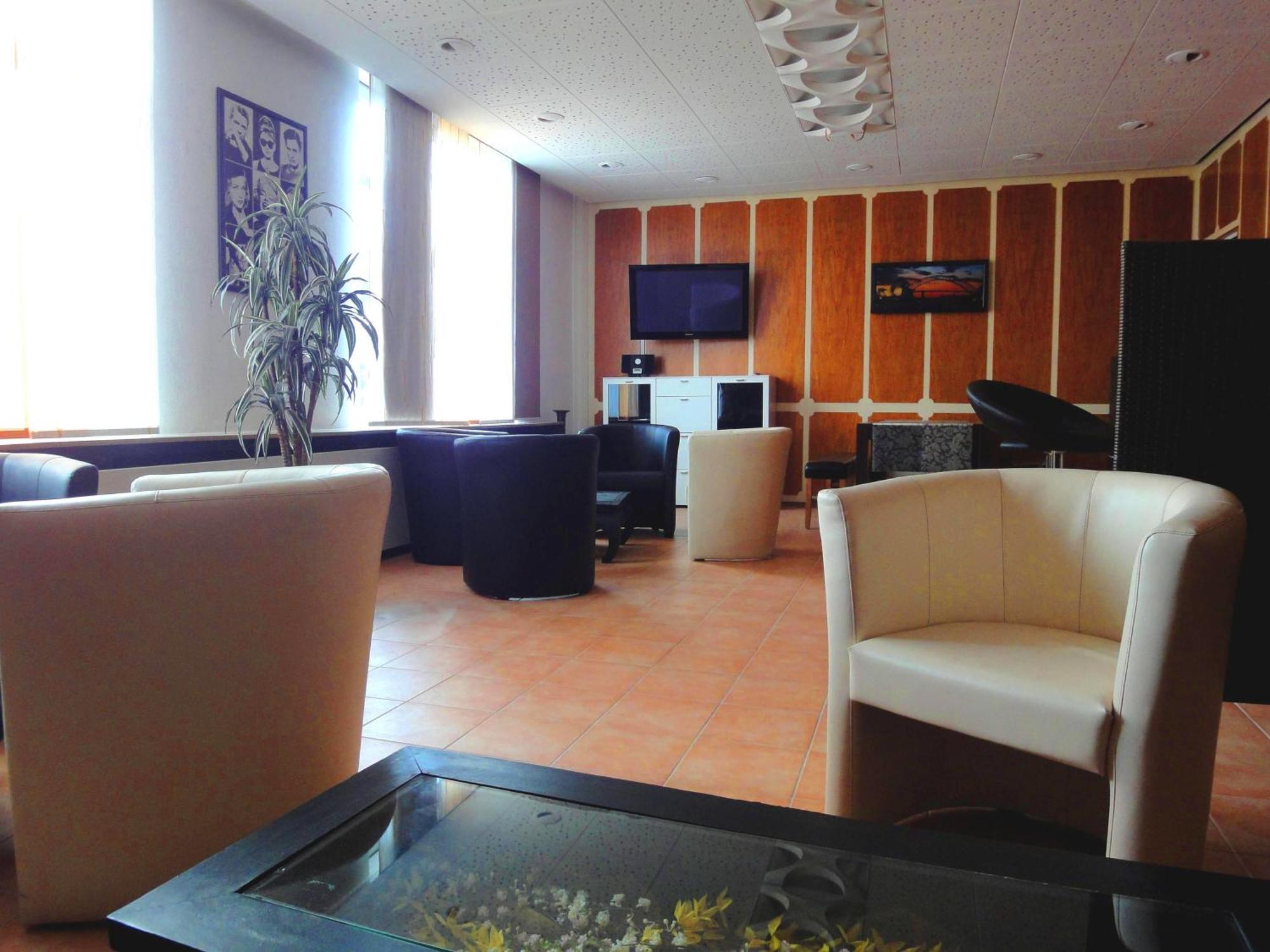 Forsthaus Appartements Braunschweig Exteriör bild